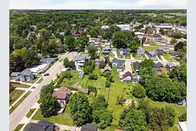 35 W Liberty Street, Janesville, WI 53536 - Photo 54