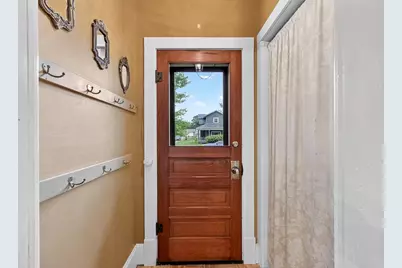 35 W Liberty Street, Janesville, WI 53536 - Photo 6