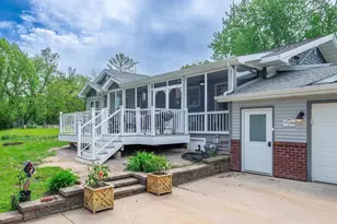 5086 Valley Heights Rd, Oshkosh, WI 54904 - Photo 1