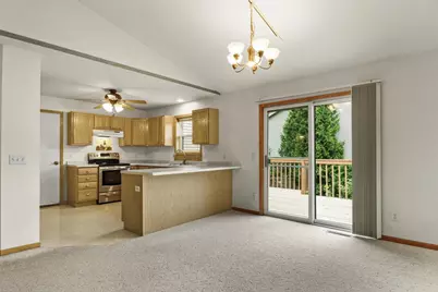 544 Berwick Drive, Sun Prairie, WI 53590 - Photo 14