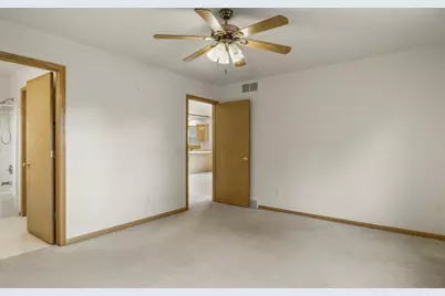 544 Berwick Drive, Sun Prairie, WI 53590 - Photo 20