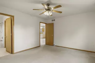 544 Berwick Dr, Sun Prairie, WI 53590 - Photo 20