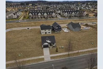 5217 Sassafras Drive, Fitchburg, WI 53711 - Photo 2