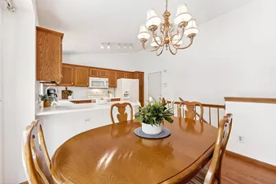 3033 Artesian Lane, Madison, WI 53713 - Photo 10