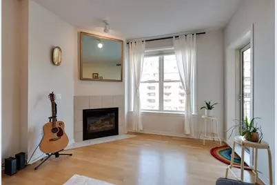 360 W Washington Avenue #712, Madison, WI 53703 - Photo 2
