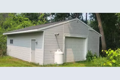 304 10th Avenue, Baraboo, WI 53913 - Photo 32