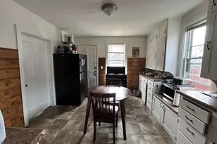 1207 Chandler St, Madison, WI 53715 - Photo 6