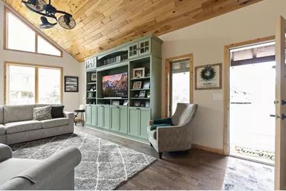 306 Lake Shore Drive, Wisconsin Dells, WI 53965 - Photo 2