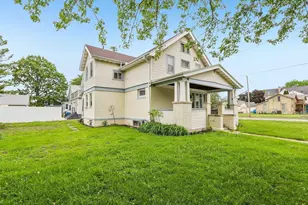 612 Western Ave, Watertown, WI 53094 - Photo 2
