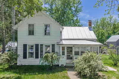 426 4th Street, Baraboo, WI 53913 - Photo 2