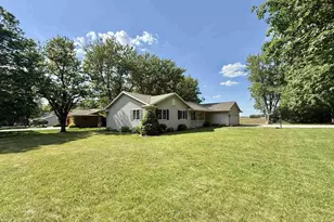 2450 S Lathers Rd, Beloit, WI 53511 - Photo 2