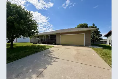 559 Summit Avenue, Monticello, WI 53570 - Photo 2