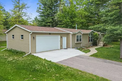 148 Cliffside Drive, Wisconsin Dells, WI 53965 - Photo 2