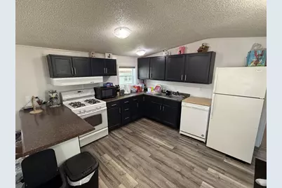 798 Bass Circle, Stoughton, WI 53589 - Photo 4