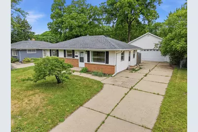 4234 Portland Parkway, Madison, WI 53714 - Photo 2