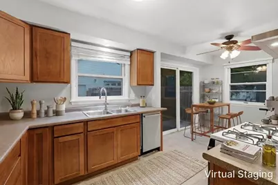 4234 Portland Parkway, Madison, WI 53714 - Photo 10