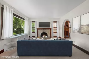 1122 Spaight St, Madison, WI 53703 - Photo 4