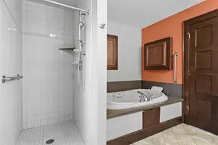 1122 Spaight St, Madison, WI 53703 - Photo 26