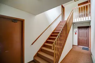 58 Sunfish Ct, Madison, WI 53713 - Photo 2