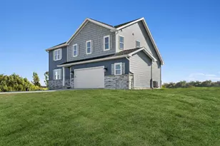 N6220 Blarney Stone Dr, Albany, WI 53502 - Photo 6