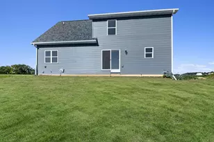 N6220 Blarney Stone Dr, Albany, WI 53502 - Photo 8
