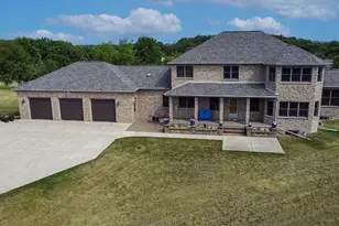 W6383 Hackbarth Rd, Fort Atkinson, WI 53538 - Photo 48