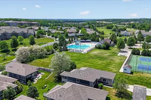9025 Royal Oaks Cir, Verona, WI 53593 - Photo 54