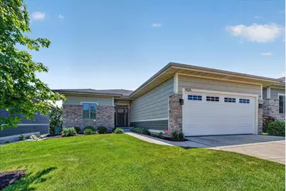 9025 Royal Oaks Circle, Verona, WI 53593 - Photo 2