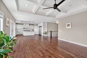 9025 Royal Oaks Cir, Verona, WI 53593 - Photo 8