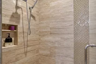 9025 Royal Oaks Cir, Verona, WI 53593 - Photo 24