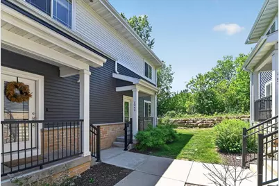 1949 N Windsor Avenue, Cottage Grove, WI 53527 - Photo 4