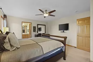 422 Bailey Dr, Madison, WI 53718 - Photo 22