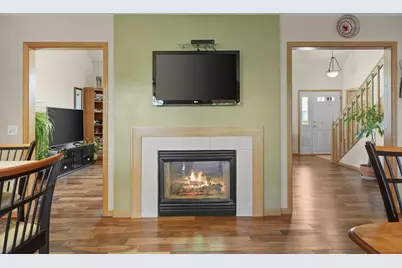 422 Bailey Drive, Madison, WI 53718 - Photo 14
