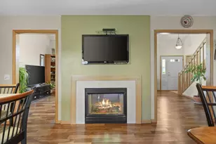 422 Bailey Dr, Madison, WI 53718 - Photo 14