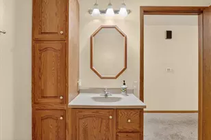 2113 Yorkshire Dr, Beloit, WI 53511 - Photo 20