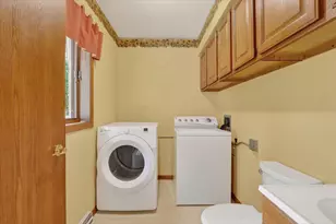 2113 Yorkshire Dr, Beloit, WI 53511 - Photo 18