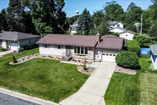 108 N Franklin St, Verona, WI 53593 - Photo 2
