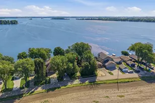 N10644 Howard Dr, Fox Lake, WI 53933 - Photo 6