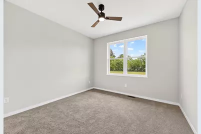 2004 W 4th Avenue, Brodhead, WI 53520 - Photo 14