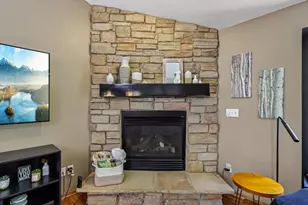 438 Fur Ct, Wisconsin Dells, WI 53965 - Photo 6