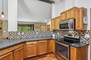 438 Fur Ct, Wisconsin Dells, WI 53965 - Photo 16