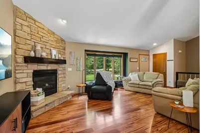 438 Fur Court, Wisconsin Dells, WI 53965 - Photo 6
