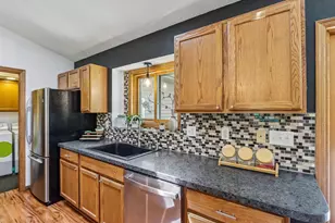 438 Fur Ct, Wisconsin Dells, WI 53965 - Photo 10