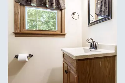 807 E Holiday Drive, Beloit, WI 53511 - Photo 20