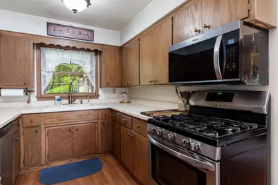 807 E Holiday Drive, Beloit, WI 53511 - Photo 16
