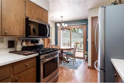 807 E Holiday Drive, Beloit, WI 53511 - Photo 18