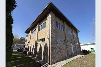 915 Haywood Drive, Madison, WI 53715 - Photo 4