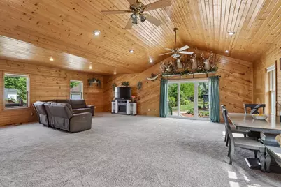 332 E Madison Avenue, Milton, WI 53563 - Photo 10