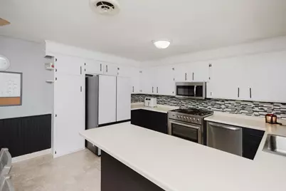 1422 Ellen Avenue, Madison, WI 53716 - Photo 4