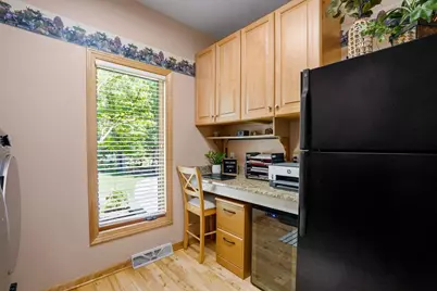 W305N2373 Maple Avenue, Pewaukee, WI 53072 - Photo 20